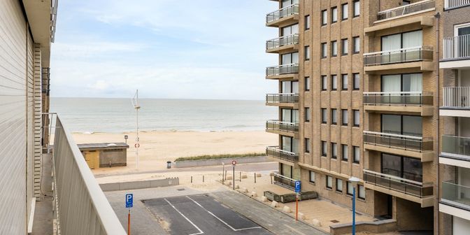 Appartement te koop in Sloepenlaan 23 bus 02.02, 8670 Sint-Idesbald