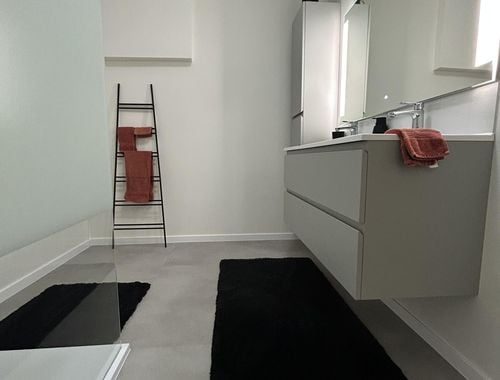                                         Appartement à louer à Genk, € 940
