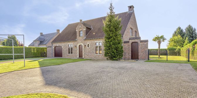 Huis te koop in Brusselsesteenweg 493, 9402 Meerbeke