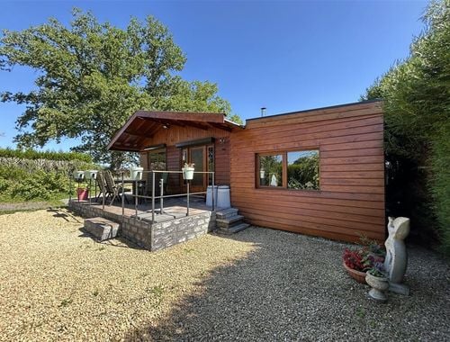                                         Chalet à vendre à Noiseux, € 169.000
