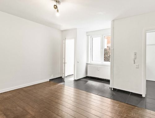                                         Woning te huur in Antwerpen, € 895
