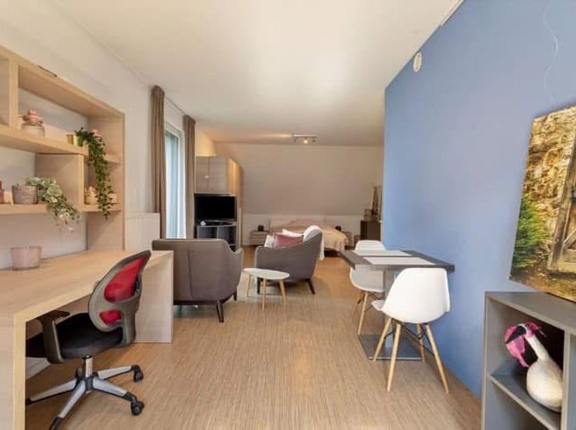 Appartement à vendre
                    à 8200 Sint-Michiels