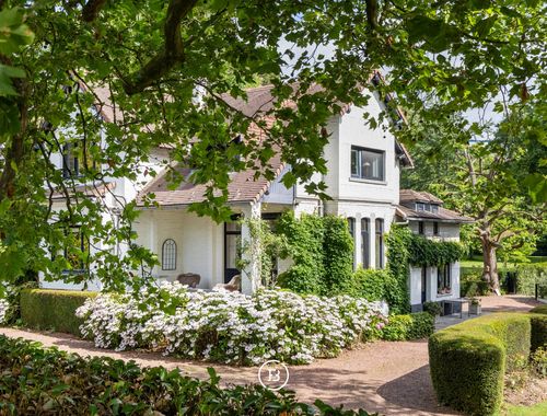                                         Moderne villa te koop in Groot-Bijgaarden, € 1.180.000
