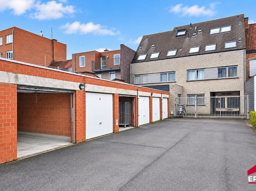 Garage te koop in Gitsestraat 10+ G6,
                    8800 Roeselare