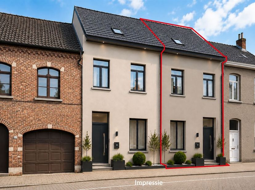 Te renoveren woning met 2 slaapkamers in het centrum van Herentals! <br />
Locatie: Gelegen vlakbij de Grote Markt, in het centrum van Herentals met a