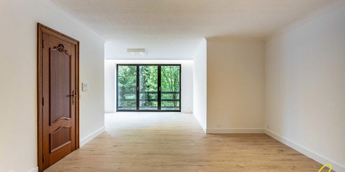 Appartement te koop in De Deckerstraat 24 bus 1, 9240 Zele