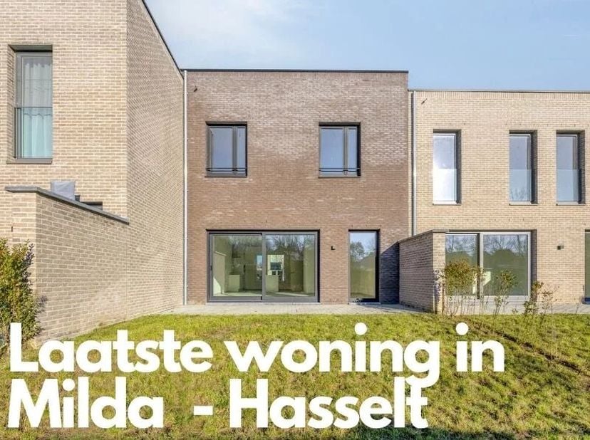 ACTIEPRIJS LAATSTE WONING: VOLLEDIG INSTAPKLARE EN VERRASSEND RUIME WONING VAN 170M² MET 3 SLPK IN HASSELT<br />
Centraal gelegen tussen Hasselt en Si