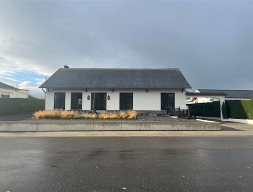                                         Maison unifamiliale à louer à Nieuwerkerken, € 1.350
