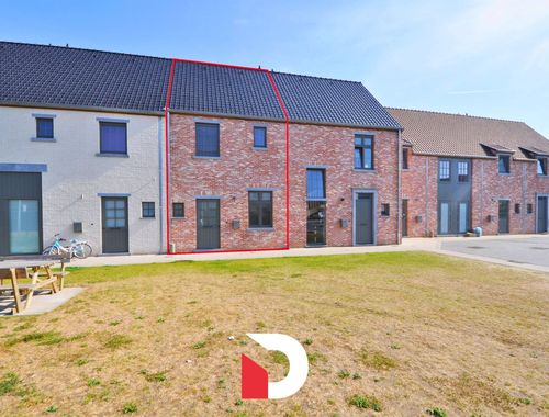                                         Woning te huur in Sint-Andries, € 1.200
