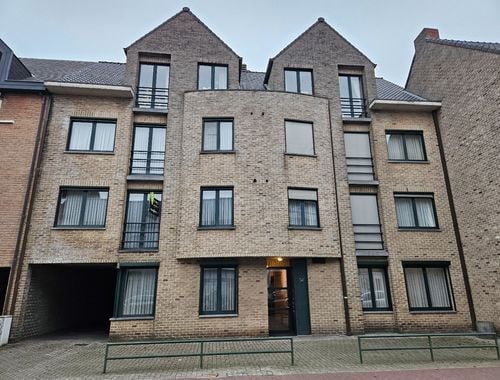                                         Appartement à louer à Mol, € 840
