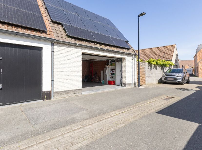 [[ CE BIEN PARTICIPE À LA JOURNÉE MAISONS OUVERTES ERA LE 13/6 DE 14:30 À 15:30 ]] Heist: Très spacieuse maison prête à emménager à vendre avec jardin