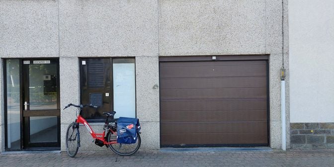 Garage te huur in Frère-Orbanstraat 335, 8400 Oostende