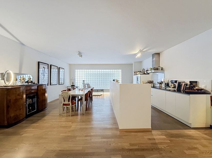 Appartement à louer à ,
                    1180 Uccle