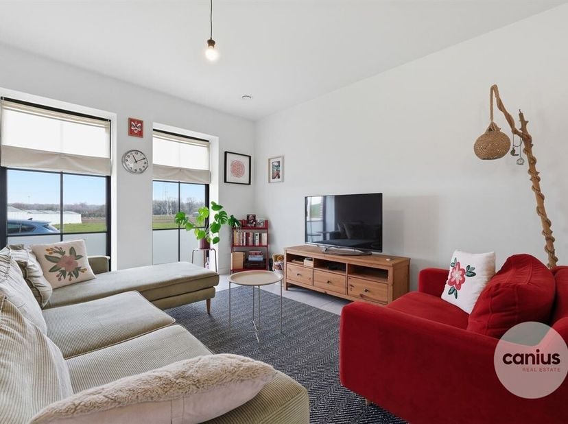 MAISON PRÊTE À ÊTRE EMMÉNAGÉE AVEC 3 CHAMBRES ET JARDIN<br />
Le lotissement "Munstergaarde" se trouve dans le quartier calme et verdoyant de Munsterb