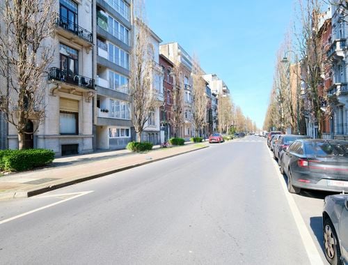                                         Appartement te koop in Sint-Jans-Molenbeek, € 279.000
