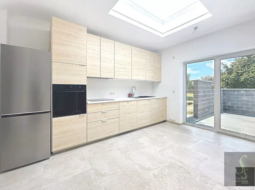 Appartement te huur in RUE DE MERBES 217,
                    7131 Waudrez