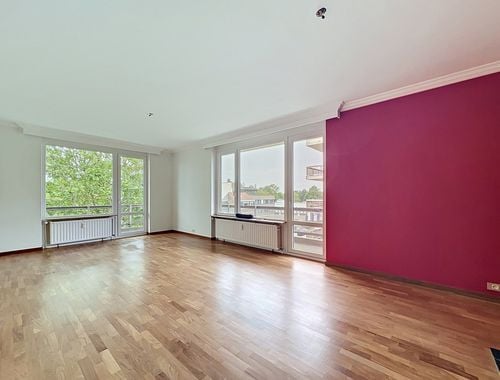                                        Appartement te koop in Ukkel, € 345.000
