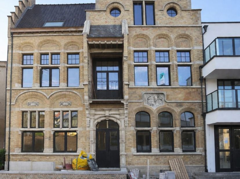 Kleinschalige Residentie genaamd: 'Keyzerhof' in centrum LichterveldeDeze residentie werd ontworpen met oog voor levenslang comfortabel wonen, kwalita