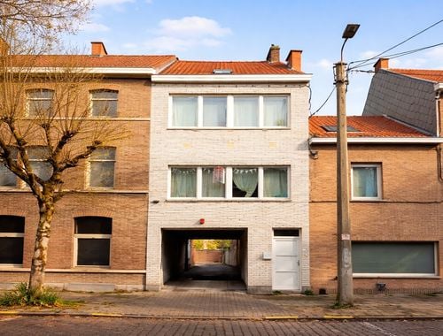                                         Appartement te koop in Kortrijk, € 235.500

