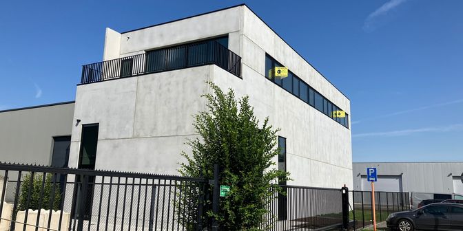 Bien professionnel à louer à Zavelstraat 44 boîte 1, 9190 Stekene