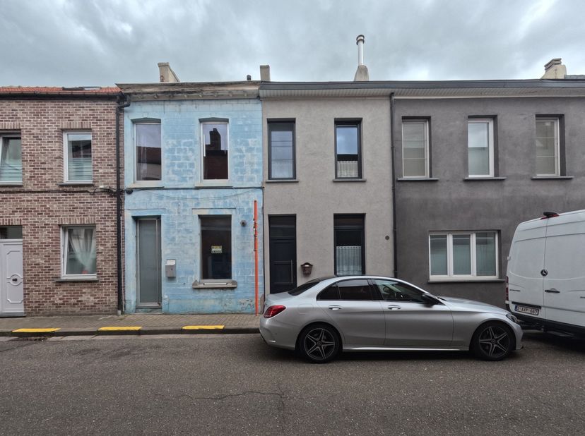 Charmante woning op wandelafstand van het centrum<br />
Deze charmante woning bevindt zich op wandelafstand van het centrum en biedt alle comfort voor