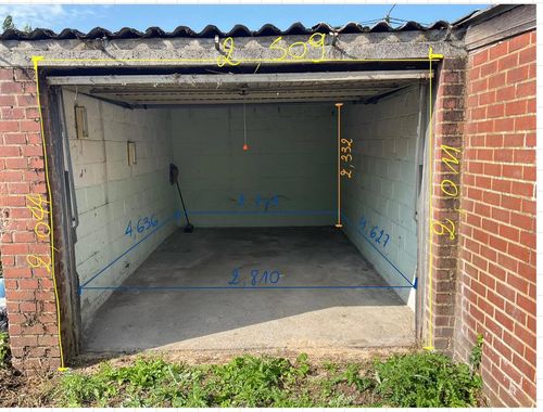                                         Garagebox te huur in Marchienne-au-Pont, € 70
