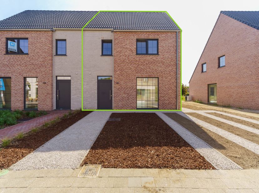 Interesse in dit pand? Neem voor bijkomende informatie of het maken van een afspraak rechtstreeks contact op met Steven Plompen via +32 498 61 58 86 o