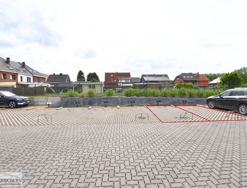                                        Staanplaats te koop in Sint-Pieters-Leeuw, € 13.000

