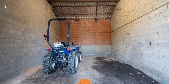 Bien professionnel à louer à Izegemsestraat 86 boîte loods 4, 8880 Sint-Eloois-Winkel