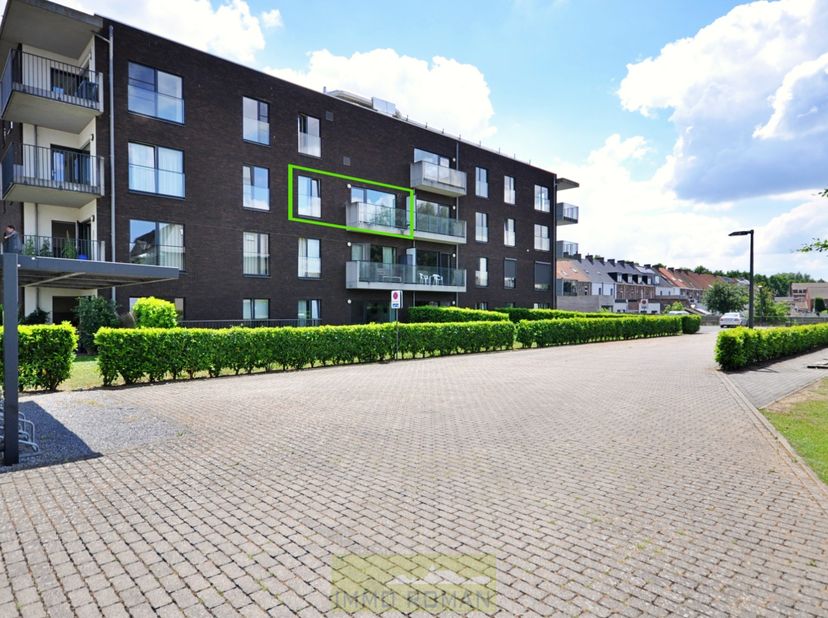 Deze assisentieflat bevindt zich in de recente residentie 'Keizerhof', en is gelegen op de tweede verdieping.<br />
De&amp;nbsp;indeling gaat als volgt: w