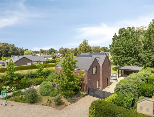                                         Woning te koop in Lanklaar, € 699.000
