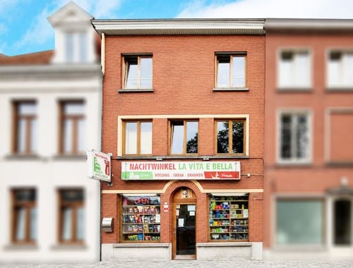                                         Commercieel Gebouw te koop in Oudenaarde, € 650.000
