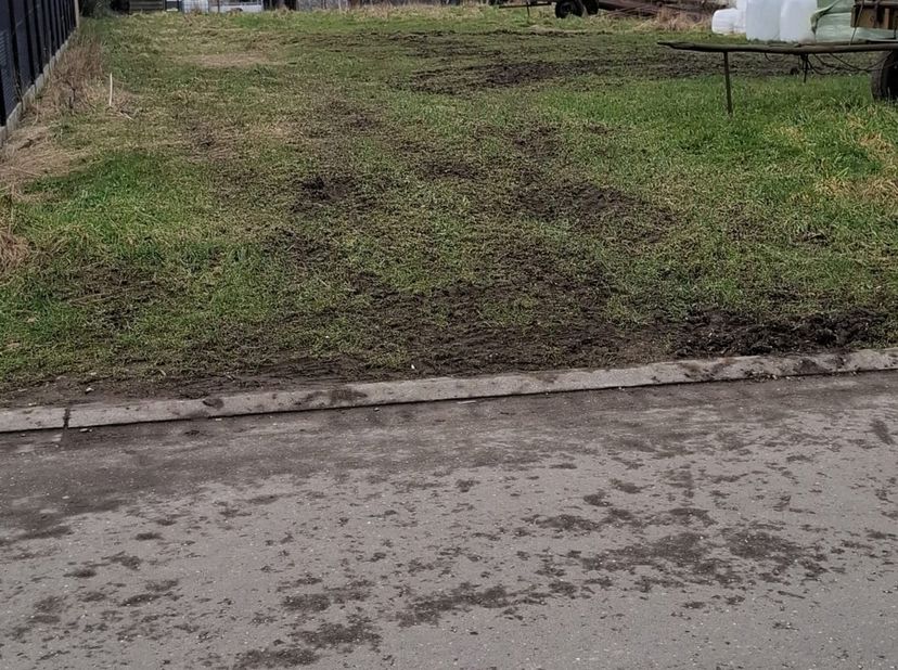 In de dorpskern van Mechelen aan de Maas bevindt zich deze rustig gelegen bouwgrond.<br />
Het totale oppervlakte van deze bouwgrond bedraagt 17a 08ca