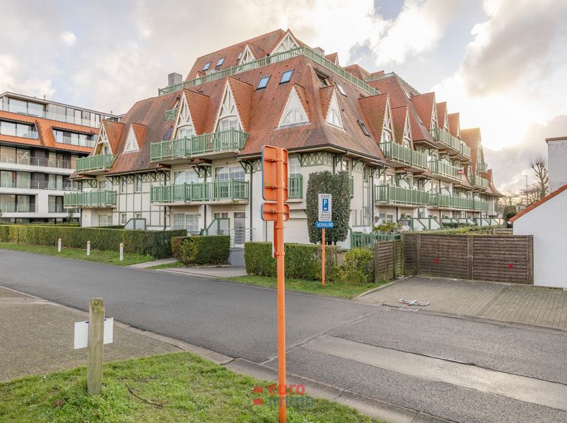 Garage à vendre à Louisweg 5,
                    8620 Nieuwpoort