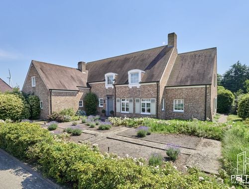                                         Villa te koop in Arendonk, € 1.495.000
