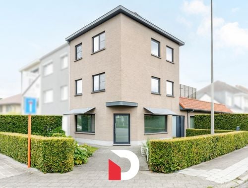                                         Woning te koop in Sint-Kruis, € 439.000
