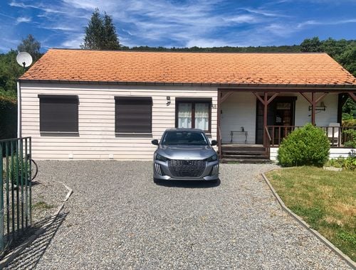                                         Chalet à vendre à Amonines, € 132.000
