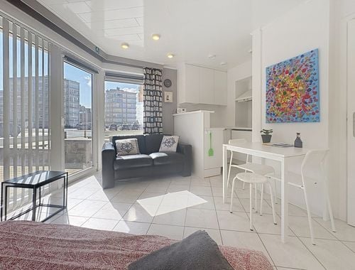                                         Studio met slaaphoek te koop in Koksijde, € 125.000

