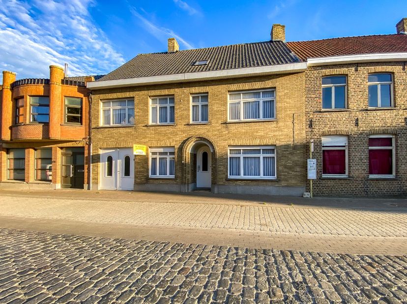 Maison à vendre
                    à 8691 Izenberge