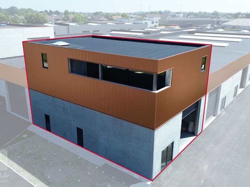 Bedrijfsvastgoed te koop in Schatting 43,
                    8210 Zedelgem