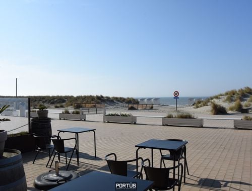                                         Bien commercial à louer à Nieuwpoort, € 1.500
