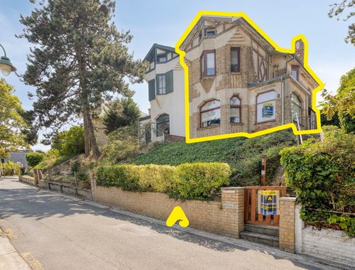                                         Koppelwoning te koop in De Panne, € 395.000
