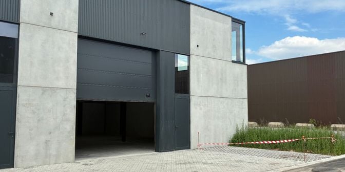Bedrijfsvastgoed te koop in Hurselhoek 4A, 8740 Pittem