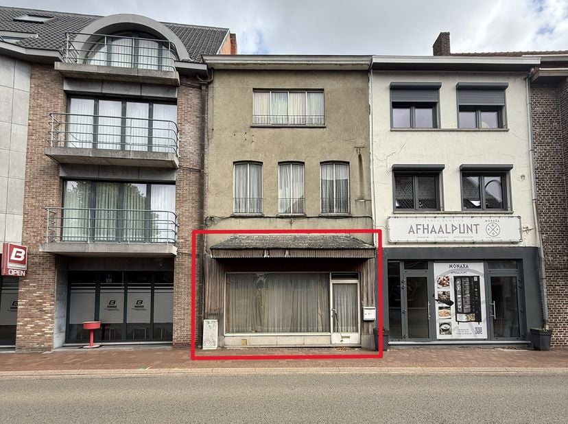 Bien professionnel à vendre
                    à 3590 Diepenbeek