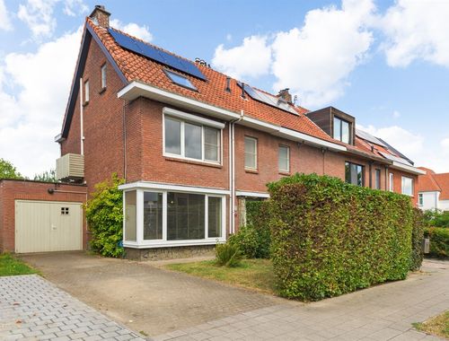                                         Eengezinswoning te koop in Hove, € 595.000
