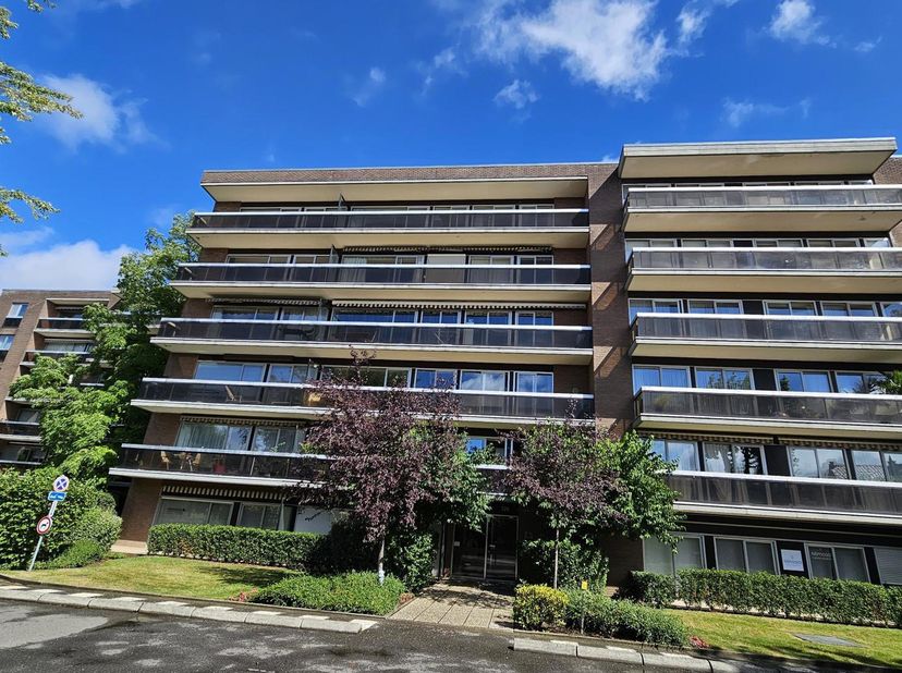 Appartement te koop in Rue du Ham 126 bus 1,
                    1180 Ukkel