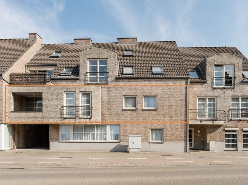 NIEUW TE KOOP in (OVER)PELT:&amp;nbsp; Energievriendelijk (EPC B, 159 kWh/m2 jaar) 2 slaapkamerappartement op 1e etage met lift, zuidgericht overdekt balk