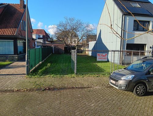                                         Terrain à bâtir à vendre à Wommelgem, € 182.000
