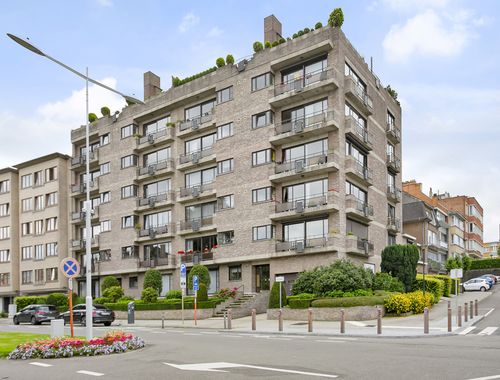                                         Appartement te koop in Ganshoren, € 380.000
