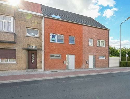                                         Woning te huur in Wevelgem, € 1.050
